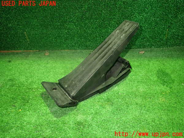 1UPJ-37716381]BMW X1(VL20 E84)センサー1 中古 (アクセルペダル)_m0001.jpg