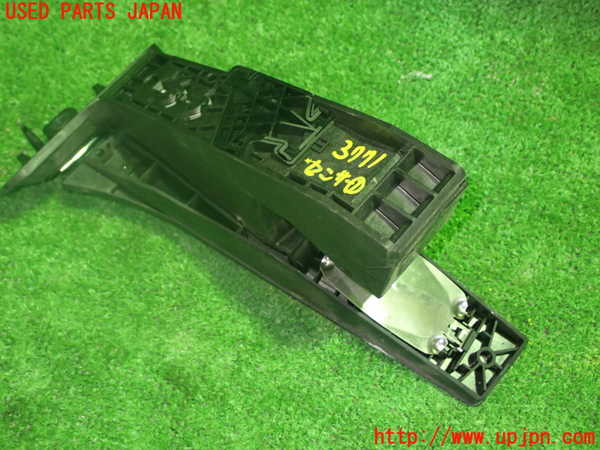 1UPJ-37716381]BMW X1(VL20 E84)センサー1 中古 (アクセルペダル)_m0003.jpg