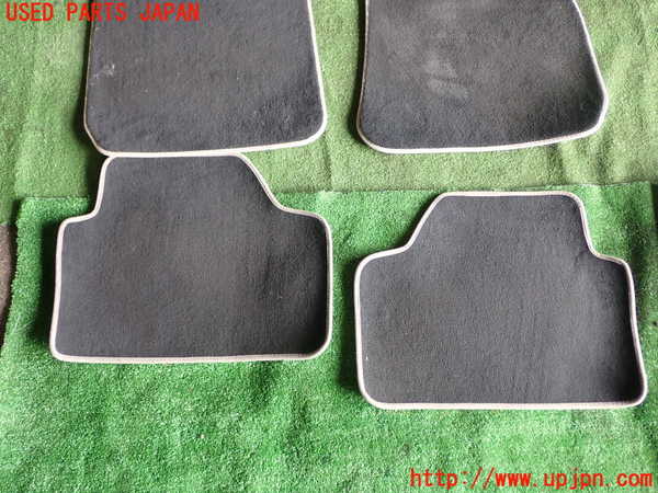 1UPJ-37717800]BMW X1(VL20 E84)フロアマット 中古_m0004.jpg