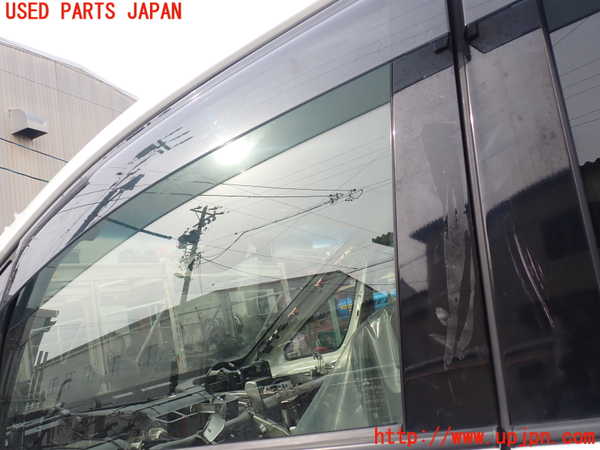1UPJ-37731260]デリカD：5(CV1W)左前ドア 中古 AGC M2H3 43R-00033_m0003.jpg