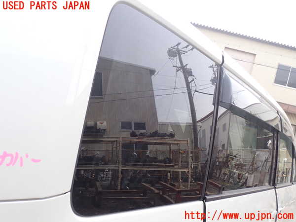 1UPJ-37731380]デリカD：5(CV1W)右クォーターガラス 中古 AGC M2L3 43R-007953_m0001.jpg