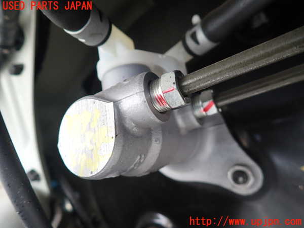 1UPJ-37734050]デリカD：5(CV1W)ブレーキマスターシリンダー 中古_m0001.jpg