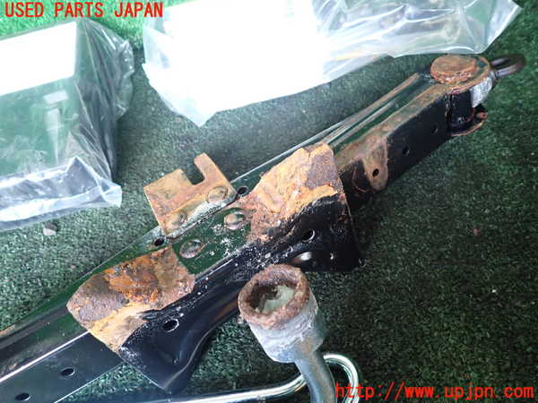 1UPJ-37737805]デリカD：5(CV1W)車載工具 中古_m0002.jpg