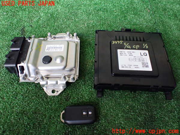 5UPJ-37756110]ジムニー シエラ(JB74W)エンジンコンピューター 中古_m0001.jpg