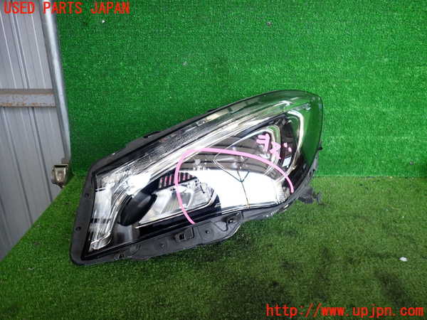 2UPJ-37761132]ベンツ CLA180 C117(117342)左ヘッドライト LED 中古_m0001.jpg