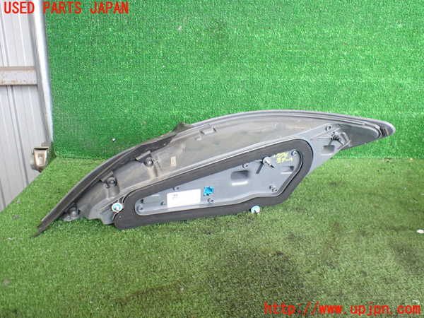 2UPJ-37761536]ベンツ CLA180 C117(117342)左テールランプ 中古_m0002.jpg