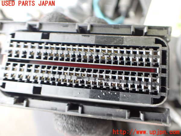2UPJ-37762010]ベンツ CLA180 C117(117342)エンジン 270 中古_m0004.jpg