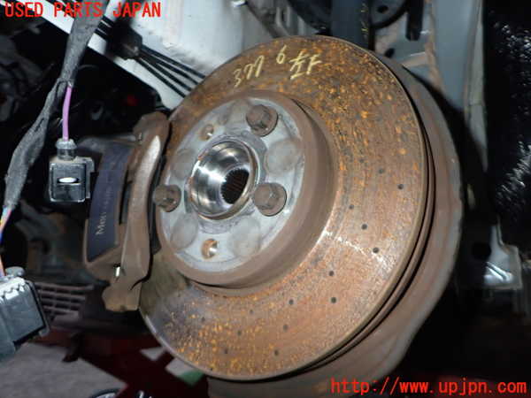 2UPJ-37764295]ベンツ CLA180 C117(117342)左フロントナックルハブ 中古_m0002.jpg
