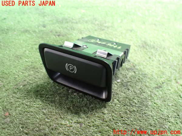 2UPJ-37766307]ベンツ CLA180 C117(117342)スイッチ2(電動パーキング) 中古_m0001.jpg