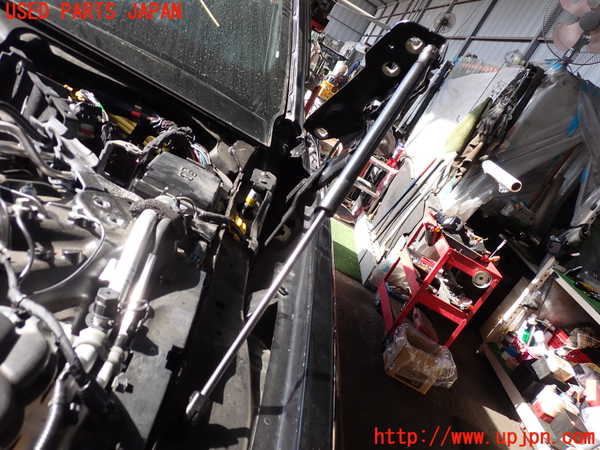 2UPJ-37771068]ジャガー・XE(JA2ND)ボンネットダンパー 中古_m0002.jpg