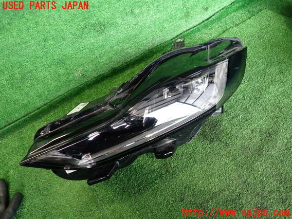2UPJ-37771132]ジャガー・XE(JA2ND)左ヘッドライト LED 中古_m0001.jpg