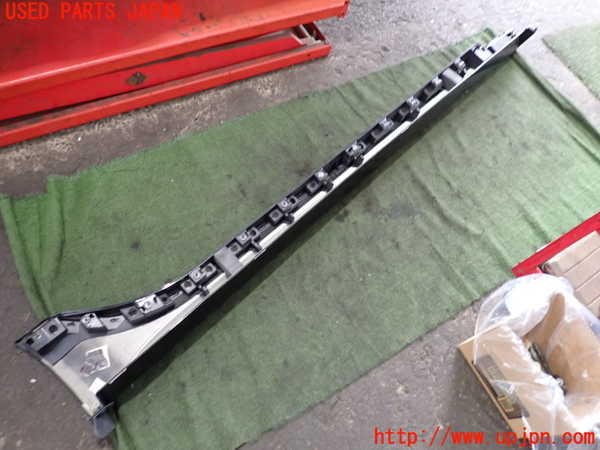 2UPJ-37771392]ジャガー・XE(JA2ND)左サイドステップ 中古_m0005.jpg