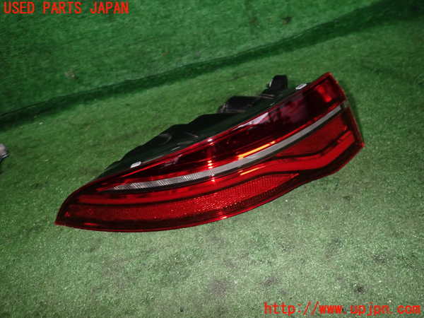2UPJ-37771536]ジャガー・XE(JA2ND)左テールランプ 中古_m0001.jpg
