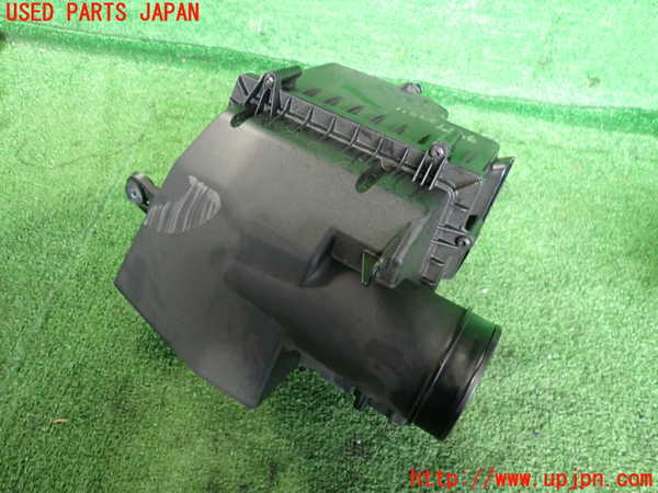 2UPJ-37772560]ジャガー・XE(JA2ND)エアクリーナーボックス 中古_m0001.jpg