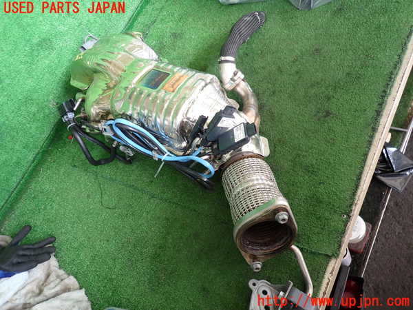 2UPJ-37772661]ジャガー・XE(JA2ND)触媒1 中古_m0001.jpg