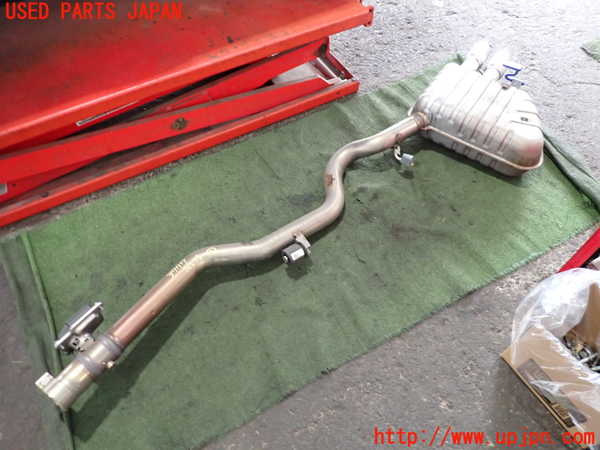 2UPJ-37772671]ジャガー・XE(JA2ND)リアマフラー1 中古_m0001.jpg