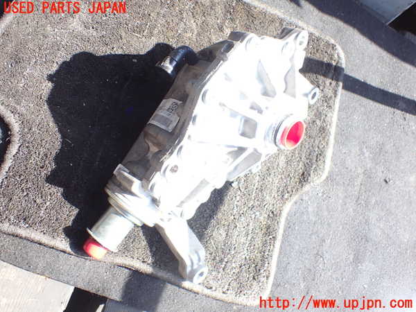 2UPJ-37774350]ジャガー・XE(JA2ND)フロントデフ 中古_m0001.jpg