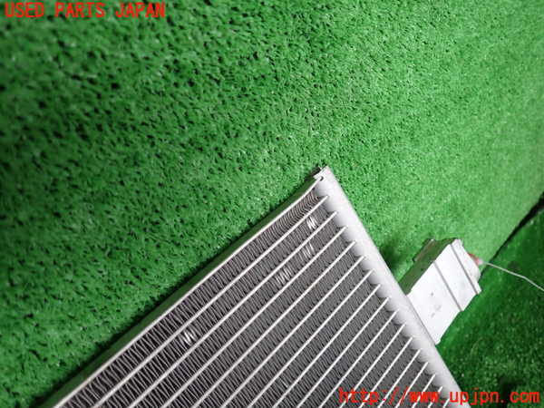 2UPJ-37776031]ジャガー・XE(JA2ND)エアコンコンデンサー1 中古_m0003.jpg