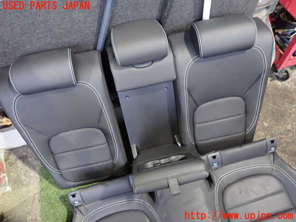 2UPJ-37777385]ジャガー・XE(JA2ND)リアシート 中古_m0002.jpg