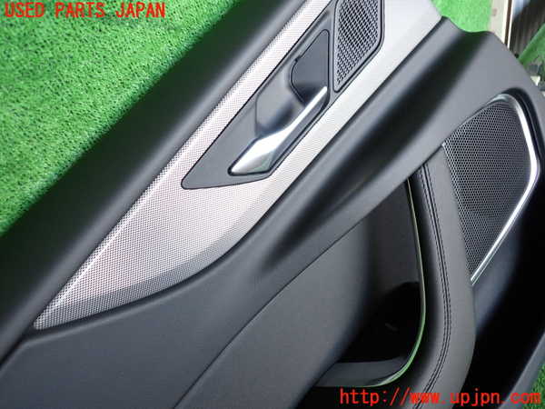 2UPJ-37771324]ジャガー・XE(JA2ND)左後ドア内張り 中古_m0002.jpg