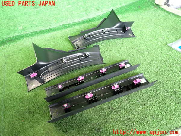 2UPJ-37777740]ジャガー・XE(JA2ND)スカッフプレート 中古_m0005.jpg