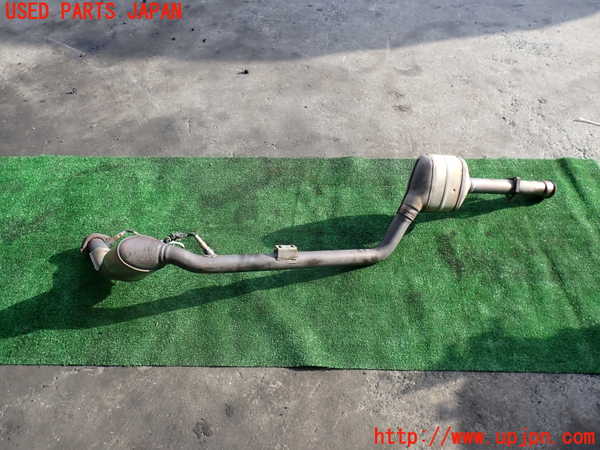 2UPJ-37782651]ベンツ C180 コンプレッサー ステーションワゴン(203246)センターパイプ1 中古_m0002.jpg