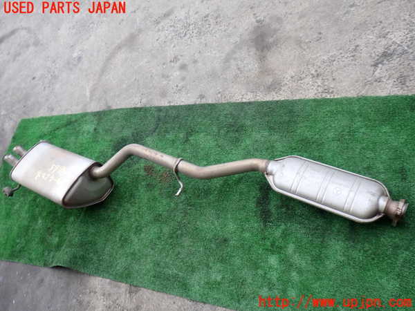 2UPJ-37782671]ベンツ C180 コンプレッサー ステーションワゴン(203246)リアマフラー1 中古_m0001.jpg