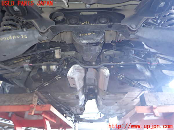 2UPJ-37785445]ベンツ C180 コンプレッサー ステーションワゴン(203246)リアスタビライザー 中古_m0001.jpg