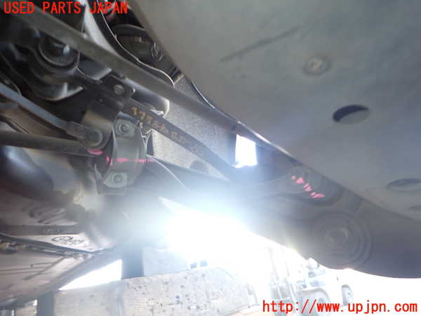 2UPJ-37785445]ベンツ C180 コンプレッサー ステーションワゴン(203246)リアスタビライザー 中古_m0002.jpg