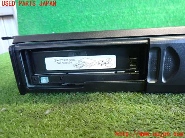 2UPJ-37786505]ベンツ C180 コンプレッサー ステーションワゴン(203246)CDチェンジャー 中古_m0002.jpg