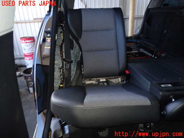 2UPJ-37787145]ベンツ C180 コンプレッサー ステーションワゴン(203246)右2列目シート 中古_m0001.jpg