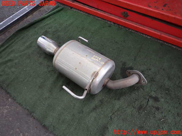 2UPJ-37792671]レヴォーグ(VN5)リアマフラー1 中古_m0001.jpg