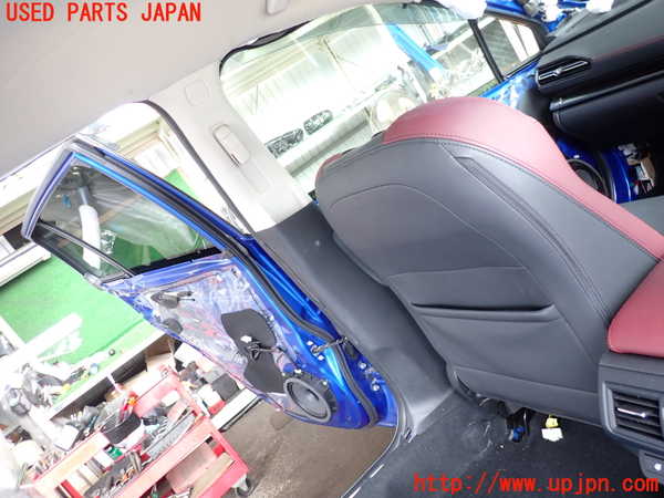 2UPJ-37797670]レヴォーグ(VN5)左センターピラートリム 中古_m0001.jpg