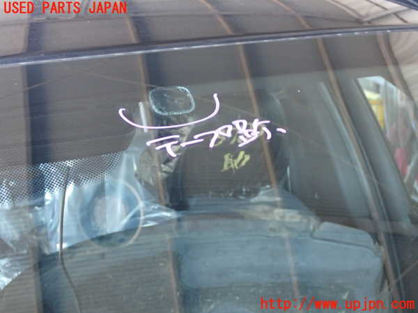 2UPJ-37801195]BMW X1(HT20)フロントガラス (43R-000168) 中古 (F48)_m0004.jpg
