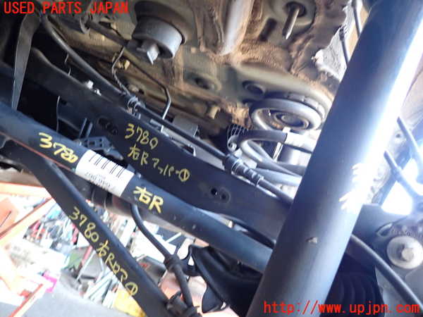 2UPJ-37805146]BMW X1(HT20)右リアアッパーアーム1 中古 (F48)_m0001.jpg