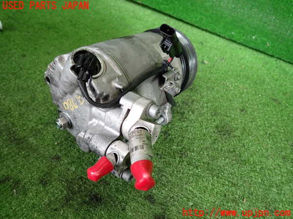 2UPJ-37806025]BMW X1(HT20)エアコンコンプレッサー (ジャンク品) 中古 (F48)_m0002.jpg