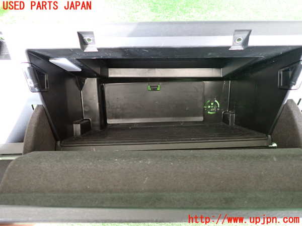 2UPJ-37807516]BMW X1(HT20)グローブボックス1 中古 (F48)_m0005.jpg