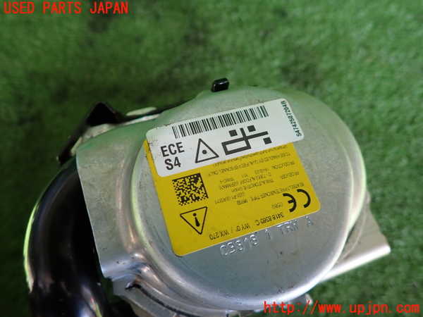 2UPJ-37807155]BMW X1(HT20)右2列目シートベルト 中古 (F48)_m0004.jpg