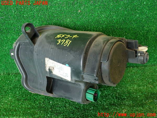 2UPJ-37811150]アバルト・595(312142)右コーナーランプ 中古_m0002.jpg