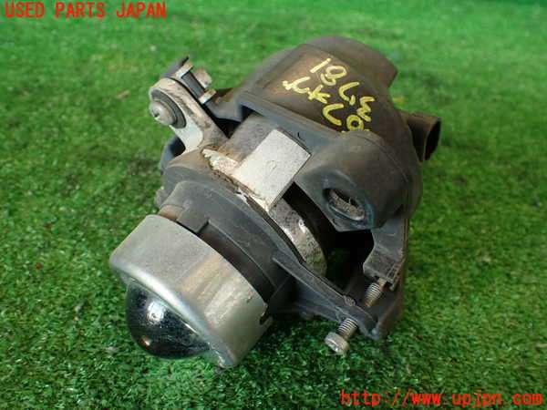 2UPJ-37811180]アバルト・595(312142)右フォグ 中古_m0001.jpg