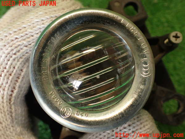 2UPJ-37811182]アバルト・595(312142)左フォグ 中古_m0003.jpg