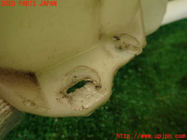 2UPJ-37816792]アバルト・595(312142)ウォッシャータンク2 中古_m0002.jpg