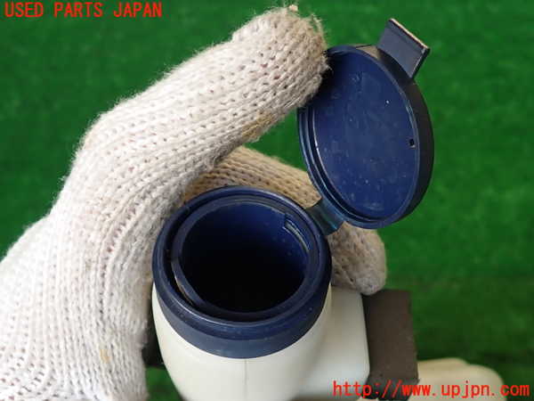 2UPJ-37816792]アバルト・595(312142)ウォッシャータンク2 中古_m0005.jpg