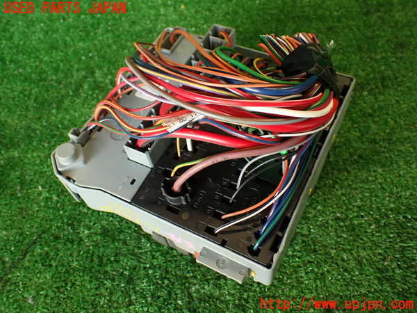 2UPJ-37816741]アバルト・595(312142)ヒューズボックス1 中古_m0002.jpg
