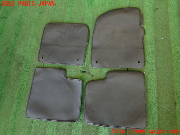 2UPJ-37817800]アバルト・595(312142)フロアマット 中古_m0004.jpg