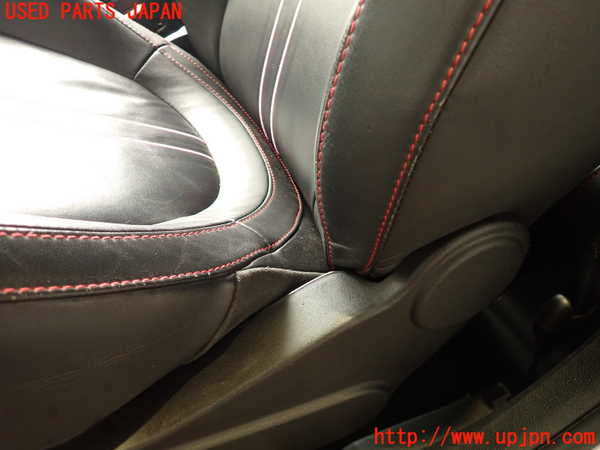 2UPJ-37817065]アバルト・595(312142)助手席シート 中古_m0004.jpg