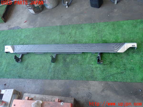 2UPJ-37821392]パジェロ(V98W)左サイドステップ 中古_m0001.jpg