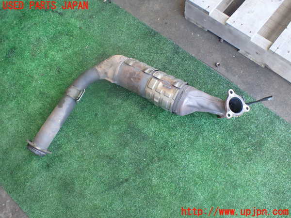 2UPJ-37822662]パジェロ(V98W)触媒2 中古_m0002.jpg