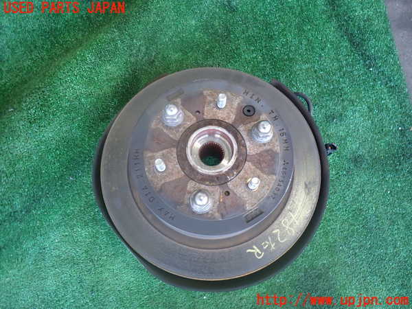 2UPJ-37824300]パジェロ(V98W)右リアナックルハブ 中古_m0002.jpg