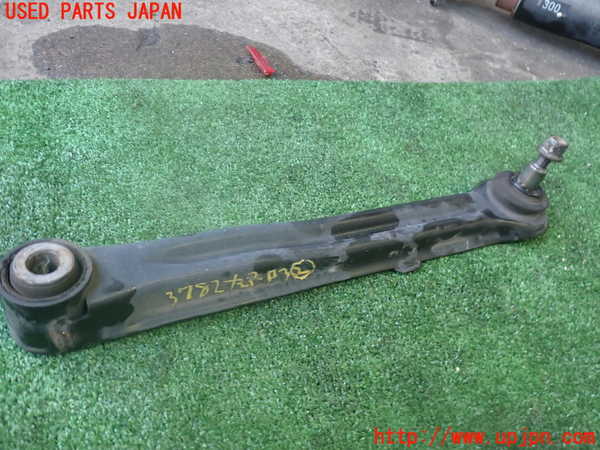 2UPJ-37825227]パジェロ(V98W)左リアロアアーム2 中古_m0001.jpg